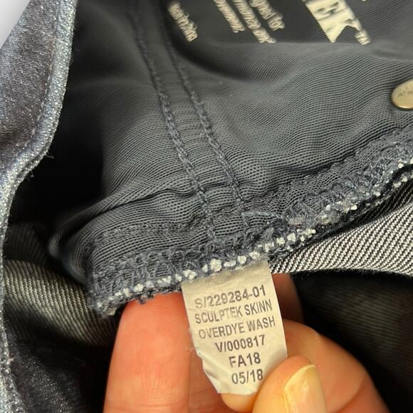 Athleta Sculptek Overdye Dark Wash Skinny Jeans Size 4 - Picture 7 of 9